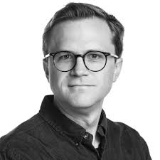 Sosialist» har vært et skjellsord i generasjoner. Ted Hayden (34) tror  Trump vil valse over Sanders.