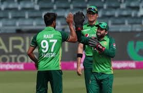 Babar azam wins toss, opts to field first. 6kiqedcd1vn4pm