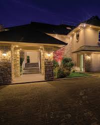 Incredible Vancouver Estate W Beautiful Views Listed By Lori Anderson Benson Remax Equity Group Re In 2020 Luxury Homes Vancouver Real Estate Luxury Real Estate