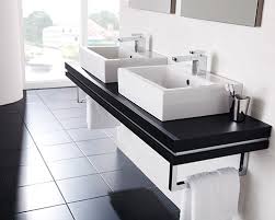 julian graham kitchens & bathrooms, 325