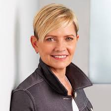 Leigh's Leadership Lessons: Turning the Tide