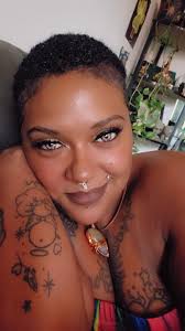 Introduction and photo sharing in Ohio