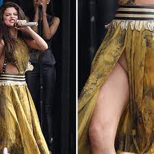 Selena Gomez no panties in sexy stage show - Mirror Online