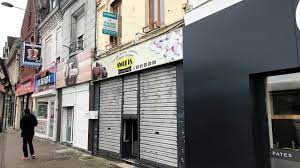 Une antenne de justice est un service de proximité, gratuit et confidentiel offrant une réponse rapide sur les droits et les obligations, une orientation et une aide à l'accomplissement des premières démarches de nature juridique ou administrative. La Ville Rachete L Ex Boutique Sweets Pour Y Installer Un Fleuriste
