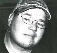 Sean Shively's Instagram, Twitter & Facebook