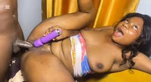 African Squirting Queen Doing what She Knows how to Do Best: Asian Asian  Porn