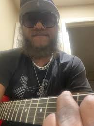 beautiful smile Larissa Liveir #musician