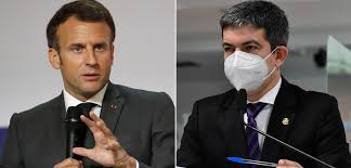 Senador randolfe rodrigues é denunciado após convocar mst para confrontar bolsonaro. Macron Concede Comenda Legion D Honneur Mais Alta Distincao Da Franca A Randolfe Rodrigues Blog Tulio Lemos