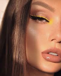 Into The Stars набор для макияжа лица и глаз 10 Glavnyh Tendencij Letnego Makiyazha Kotorye Zharche Chem Letnie Dni Yarkaya Zheltaya Kosmetika Dlya Glaz Mak Summer Makeup Trends Blush Makeup No Eyeliner Makeup