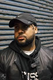 Max Hoagland's Instagram, Twitter & Facebook