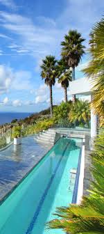 Epingle Par Dale Vogel Sur Best Pools On Earth Piscines De Reve Cabanes De Piscine Appartement Vacances