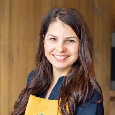 I spent the day with Meredith Marin from Vegan Hospitality. Pastry 🥐 in  the afternoon, sushi 🌱 🍣 for dinner, and conversations that never really  stopped. In between bites we talked about