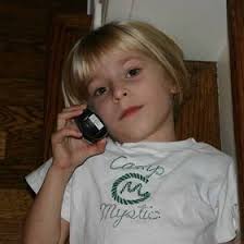 Elle Powers (ellekpowers)