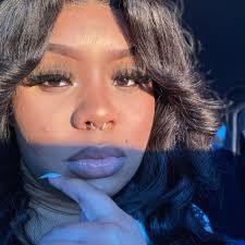 Lashell Allen's Instagram, Twitter & Facebook