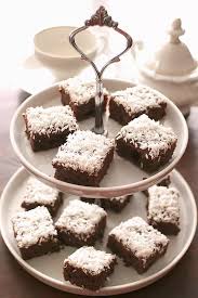 Gerne aber auch als süßen schokoriegel. Low Carb Rezept Schokoladen Kokos Wurfel