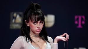 Nicki nicole no está entre los 500 artistas más apoyados y visitados de esta semana, su mejor puesto ha sido el 39º en agosto de 2019. Nicki Nicole Artista Revelacion Femenina En Premios Lo Nuestro En Miami Ciudad Magazine