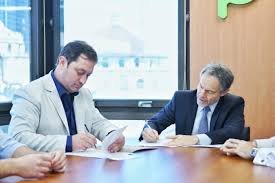 Salvador serenal, intendente de lincoln, debió ser trasladado a un hospital de junín para tratar su salvador serenal, intendente de la localidad bonaerense de lincoln, se encuentra envuelto en una. Municipio De Lincoln Se Suma A La Regularizacion De Asociaciones Civiles Provincia De Buenos Aires