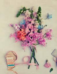 я пришел к тебе с приветом рассказать что солнце встало Sweet Paul Magazine Summer 2012 Pink Orange Bouqub With Images Flower Arrangements Pretty Flowers Sweet Paul Magazine