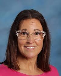 Traci Slade's Instagram, Twitter & Facebook