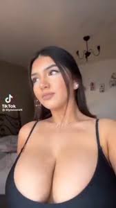 Lillymeverett 🫡 - Reddit NSFW