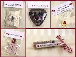 Letztes Wochenende Waren Wir Auf Einer Hochzeit Als Geschenkverpackung Fur Das Geldgeschenk Notfallkoffer Hochzeit Geschenke Verpacken Hochzeitstag Geschenk