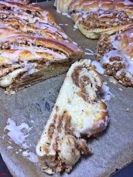 Nusszopf Hefezopf Vom Feinsten Hefe Kuchen Nusszopf Kuchen Rezepte Einfach