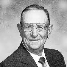 Louella Allison's Instagram, Twitter & Facebook