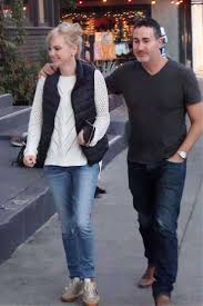 The actress revealed this week that she and cinematographer michael barrett had eloped after getting engaged in 2019. Anna Faris And Michael Barrett Out In Venice Gotceleb
