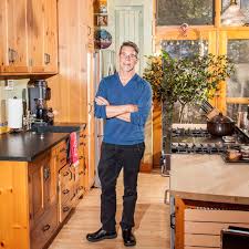 Our rustic china cabinets from mexico are hand made from kiln dried pine wood, except the sierra lodge buffet and hutch which is made from cotton wood and alder. Chef Rick Bayless Reveals His Historic Bucktown Home Kitchen Eater Chicago
