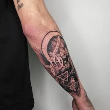 Virgo is the zodiac sign of people whose birthday lies between 22 august and 23 september. Bold And Exciting Virgo Tattoos Ideas And Meanings Body Tattoo Art