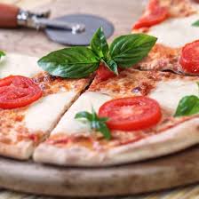 Pizza Tomate Mozzarella Au Ketchup Recette En 2020 Recettes De Cuisine Recette Pizza Sauce Tomate
