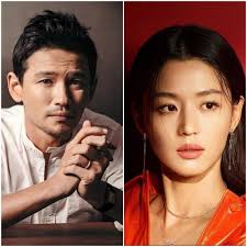 𝐙𝐨𝐡𝐫𝐚𝐧 𝐌𝐚𝐦𝐝𝐚𝐧𝐢: “My mom made all the white actors in her movie  play waiters” "So my mom made this film called Miss City Masala, and that's  actually how she met my dad.