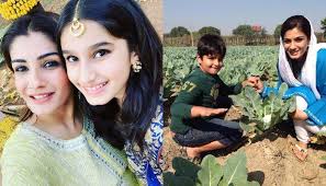 Raveena Tandon Complains That Her Kids Are Growing Up Too Fast Shares Her Remedy To Stop It Raveena tandon doing diwali shopping with kids n friends.