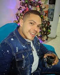 3 de Noviembre de los 31 🎈 Bendecido y Agradecido... 🙏🏻✨ ¡Feliz  Cumpleaños Para Mi! 🎂🥳 ✨Que la Felicidad prevalezca a lo largo de mi  Vida✨ . . . . . . #