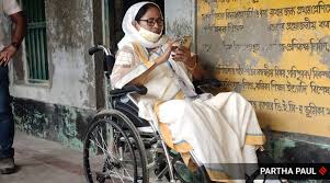 Mamata banerjee is trailing in early developments in bengal's nandigram, the place her bjp rival is her former trusted lieutenant suvendu adhikari. West Bengal Election 2021 As Nandigram Boils Over Mamata Banerjee Cries Foul Bjp Rival Says She S Losing Ec Seeks Report