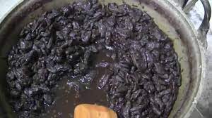 Kalian bisa ikuti resep sambal teri belimbing wuluh berikut untuk membuatnya sendiri di rumah. Merebus Belimbing Buluh Untuk Sambal Hitam Youtube