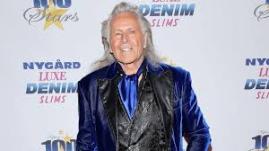 Fashion mogul peter nygard appeared in a winnipeg court on tuesday after being arrested on u.s. Fashion Mogul Peter Nygard Arrested In Canada On Sex Crime Charges Abc News
