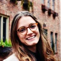 Anna Wilmot's Instagram, Twitter & Facebook