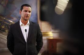 João saldanha de azevedo galamba was born in lisbon in 1976. Joao Galamba Chama Estrume E Coisa Asquerosa A Programa Sexta As 9 Mas Depois Apaga Comentario No Twitter