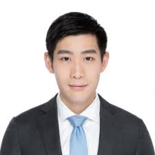 Carlo Karim's Instagram, Twitter & Facebook