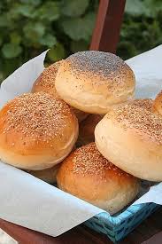 Un Hamburger Parfait Commence Avec Un Bun Parfait Recettes De Cuisine Recette Cuisine