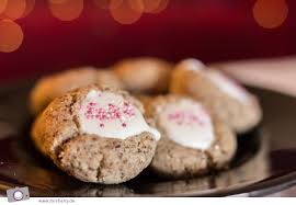 Während einige rezepte leicht sind und schnell umgesetzt, sind andere dagegen aufwendig und benötigen etwas mehr zeit. Backen Mit Kindern Das Beste Platzchen Rezept Haselnuss Zimt Kugeln