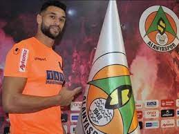Bu sayfa steven caulker, (alanyaspor/i̇ngiltere) hakkındadır. Steven Caulker Badly Shaken Up After Fatal Alanyaspor Bus Crash That Killed Josef Sural Mirror Online
