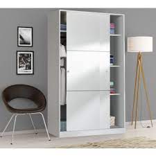 Trouvez facilement votre armoire avec porte coulissante parmi les 528 références des plus grandes marques (poliform, porro, misuraemme,.) sur archiexpo, le spécialiste de l'architecture et du design pour vos achats professionnels. Armoire 120x200h Cm Blanc Brillant 2 Portes Coulissantes Blanc