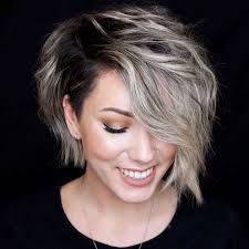 Pantalones cortos metálicos brillantes para mujer 2019 verano holográfica de aspecto húmedo casual con cordón elástico festival rave booty shorts. Cortes De Cabello Corto 2021 50 Fotos Y Tendencias