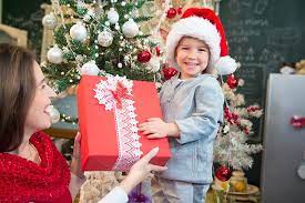 Give today *we honor the faiths of all of our sponsored children's families. 25 Fun And Inexpensive Christmas Gifts For Kids
