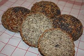 Chia Floh Eiweiss Brotchen Von Rotemarie Chefkoch Rezept Rezepte Lebensmittel Essen Low Carb Dessert