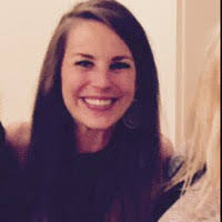 Meredith Looney's Instagram, Twitter & Facebook