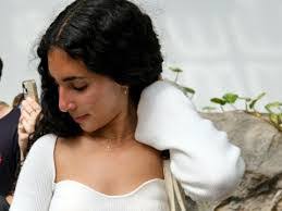 Abby Howell's Instagram, Twitter & Facebook