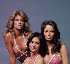 Farrah Fawcett, Kate Jackson, and Jaclyn Smith publicity photo for the TV  series Charlies Angels in 1976. : r70s